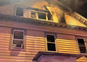 Un incendio en New Bedford desplaza a 10 inquilinos