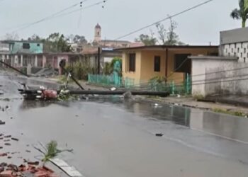Ian ahora es un ciclón postropical, pero el peligro no ha terminado
