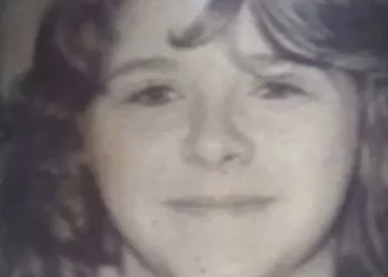 La hermana de la víctima del asesinato pide ayuda para encontrar al asesino