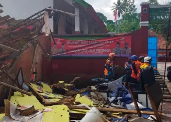 Terremoto de magnitud 5,6 deja al menos 62 muertos en Indonesia