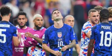 Estados Unidos empata con Inglaterra y deberá ganarle a Irán para continuar en el Mundial