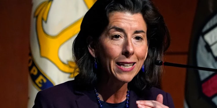 Se espera que Raimondo viaje con la Primera Dama