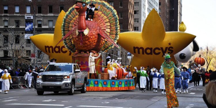 La MTA insta a usar el transporte público para el festivo de Thanksgiving en NY
