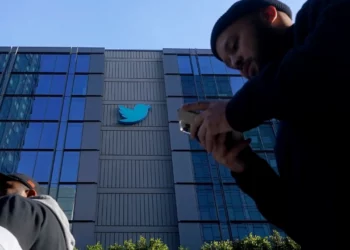 Los usuarios de Twitter pronto podrán obtener el cheque azul por 7,99 dólares al mes