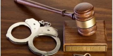 Un hombre de Cranston acusado de producir y poseer pornografía infantil