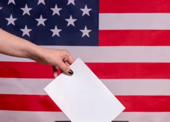 Los votantes de RI aprueban todas las preguntas de la votación estatal