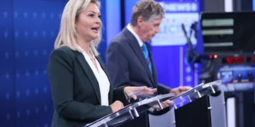 Ashley Kalus niega que los mensajes de texto vulgares de 2018 fueran «homófobos»