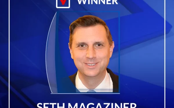 Magaziner derrota a Fung en la carrera por el Congreso de RI