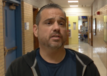 Un vigilante de Bristol salva a un estudiante que se ahoga