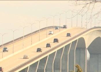 RI realizará un estudio sobre la barrera de prevención del suicidio en 2 puentes