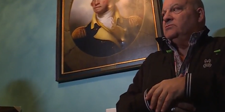 El óleo robado se devuelve rápidamente al restaurante de Providence