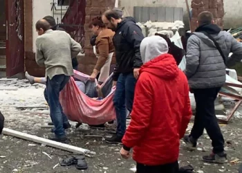 Al menos siete personas muertas tras el ataque de Rusia con misiles en Ucrania, según autoridades