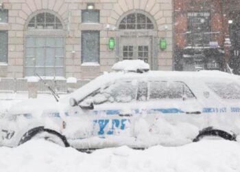 La nieve con efecto lago paraliza partes del oeste y norte de NY