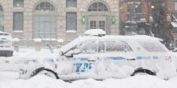 La nieve con efecto lago paraliza partes del oeste y norte de NY