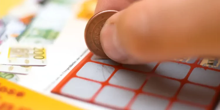 Por qué la Lotería de Nueva York pide no regalar “raspaditos” a los niños en Navidad