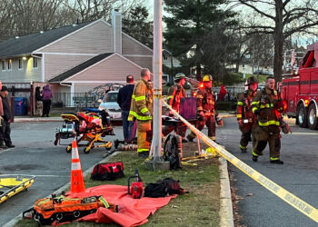 Un incendio obliga a desalojar a 35 personas de unos apartamentos en Woonsocket