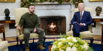 Biden dice a Zelenskyy: ‘Es un honor estar a su lado’