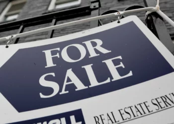 La venta de viviendas en EE.UU. cayó en noviembre, décimo mes consecutivo