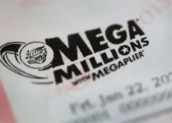 El bote de Mega Millions de final de año alcanza los 640 millones de dólares