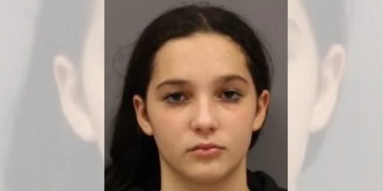 La policía busca a adolescente desaparecida en North Providence