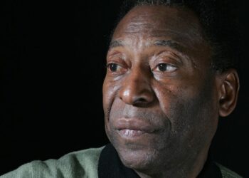 El cáncer agrava el estado de salud de Pelé, que pasará la Navidad en el hospital