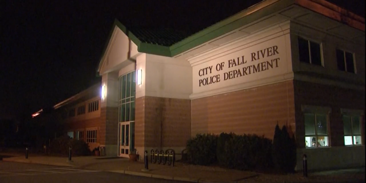 Agente de policía de Fall River detenido en Foxwoods acusado de agresión