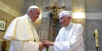 El Vaticano dice que la salud del papa emérito Benedicto XVI «empeora»