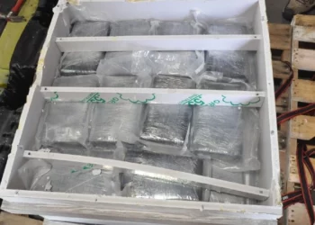 Condenan un hombre de Massachusetts por gestionar envíos de muebles llenos de cocaína