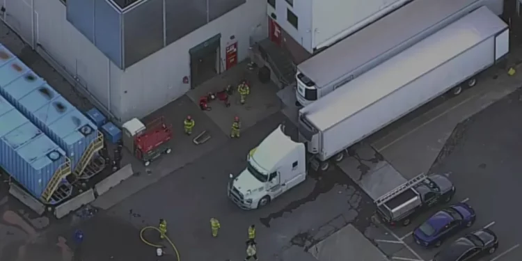 Un muerto y un herido en una fuga de amoniaco en una planta de procesamiento de alimentos