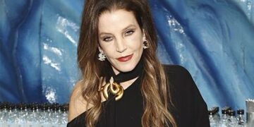 Lisa Marie Presley fallece a los 54 años tras ser hospitalizada