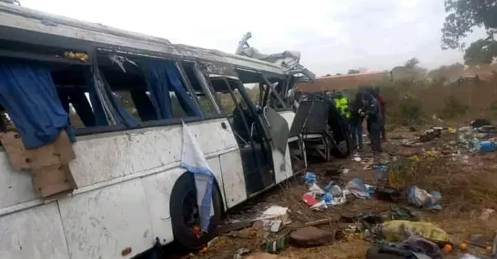 40 muertos y decenas de heridos en un accidente de autobús en Senegal