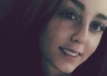 Padrastro de la mujer fallecida dice que «el sistema no está diseñado para las víctimas»