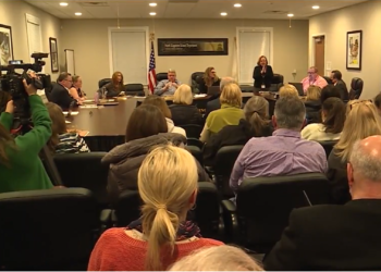 La dimisión del superintendente interino de North Kingstown es un «mazazo»