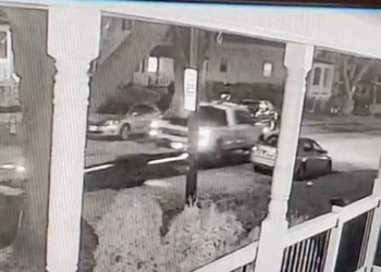 La policía busca a un conductor que se dio a la fuga en Bristol