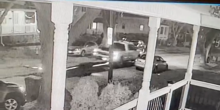 La policía busca a un conductor que se dio a la fuga en Bristol