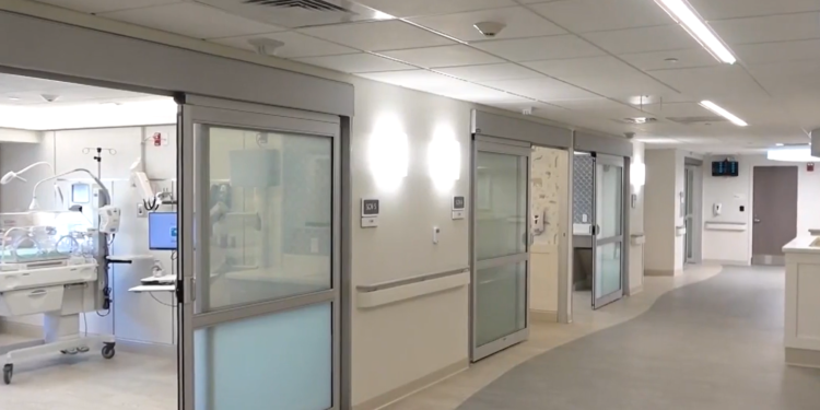 La nueva UCIN del hospital de New Bedford ofrece más intimidad