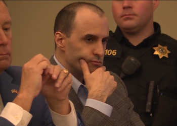 Hombre juzgado por asesinato en 2013 se declara loco