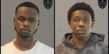 2 hombres acusados del atraco a una tienda de telefonía móvil en Coventry