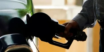 Aumentan los precios de la gasolina en RI, Mass.