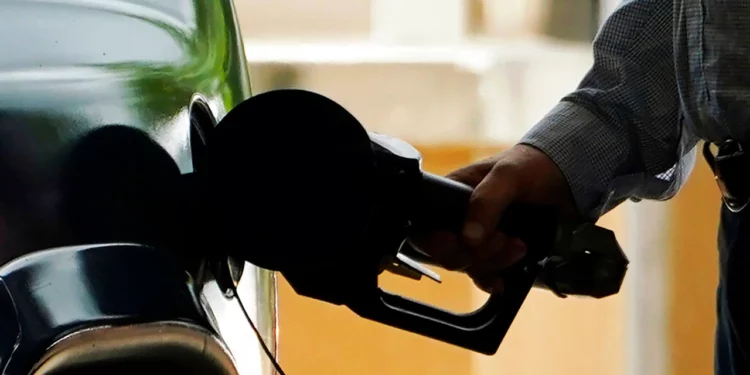 Aumentan los precios de la gasolina en RI, Mass.