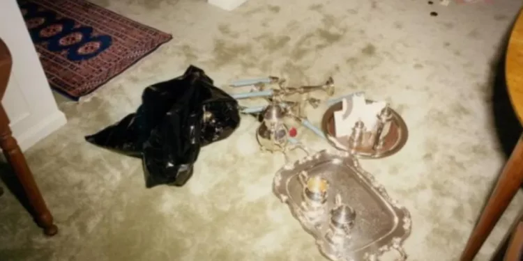 Huella de un zapato resuelve un asesinato con hacha de 1982 en Nueva York