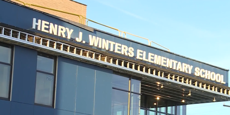 Se retrasa la reapertura de la Escuela Winters, «otra bobina de calefacción falló».