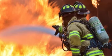 Padres y su niña fallecen al quemarse su hogar; ya van 36 muertos en incendios este año en Nueva York