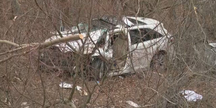 La policía identifica a un hombre de Pawtucket fallecido en un accidente en Mansfield