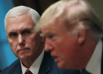 Dimes y diretes: Mike Pence denuncia a Donald Trump por asalto del 6 de enero al Capitolio