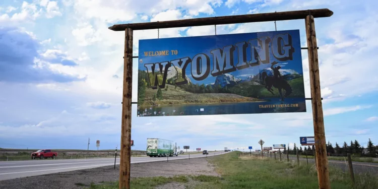 Arrestan a mujer que prendió fuego a una clínica abortiva en Wyoming