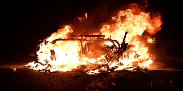 Protestas en París culminan con más de 200 detenciones