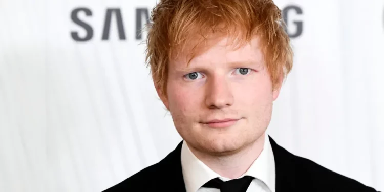 Ed Sheeran confirma colaboración con Shakira y otros artistas latinos