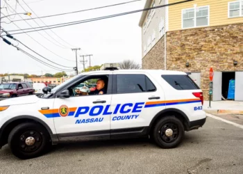 Apareció cadáver de anciano flotando en marina de Nueva York