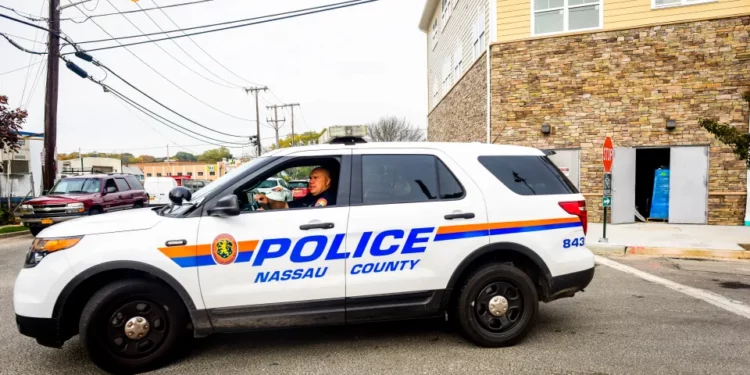 Apareció cadáver de anciano flotando en marina de Nueva York